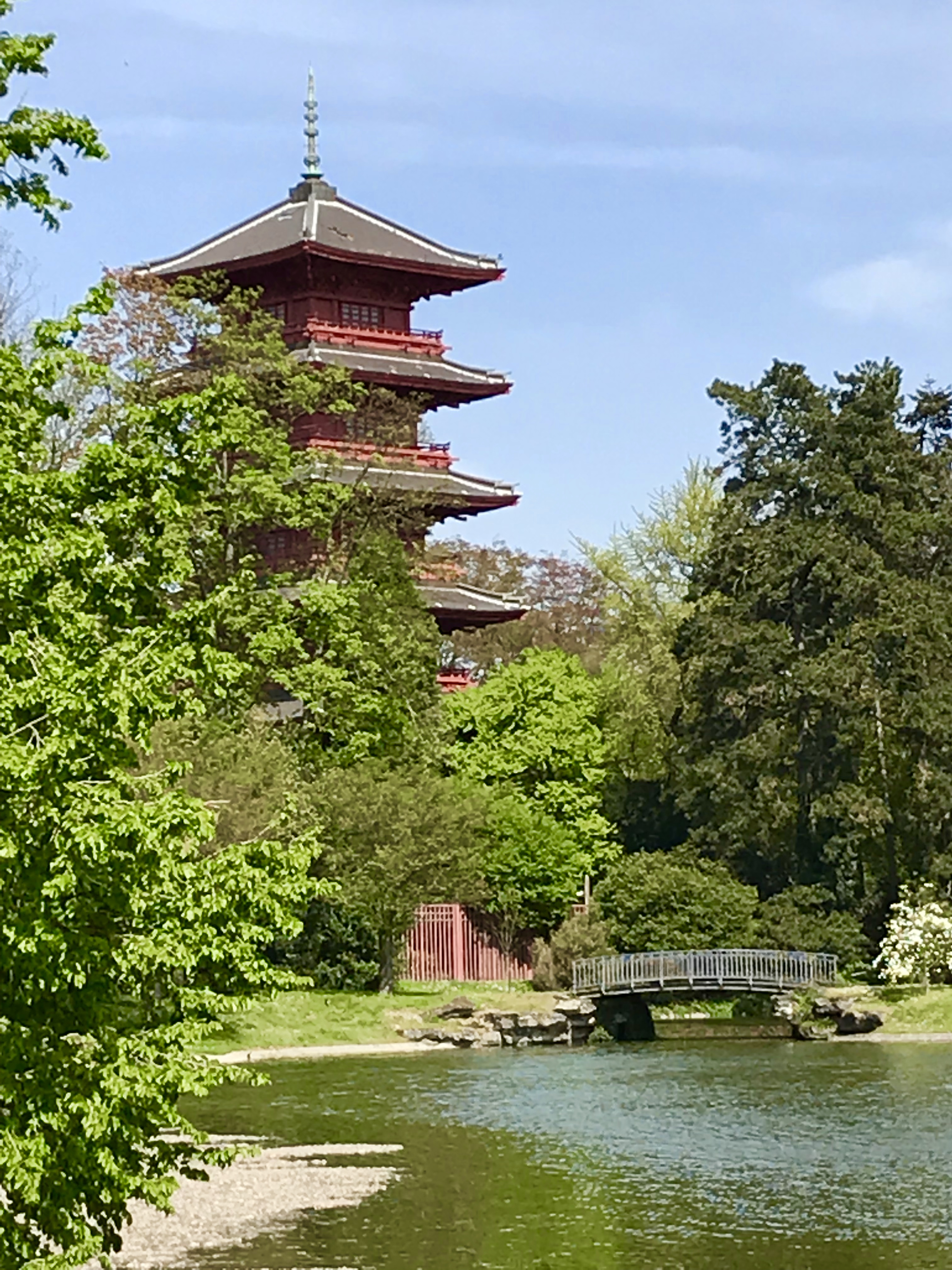De Japanse toren in Laken