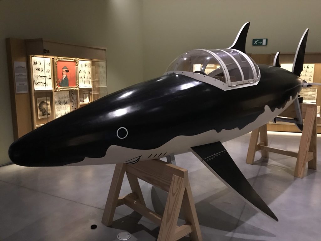 De haaienduikboot in het Hergémuseum